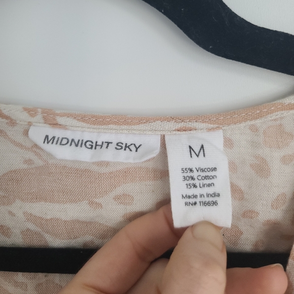 Linen Wrap Top - Picture 5 of 6